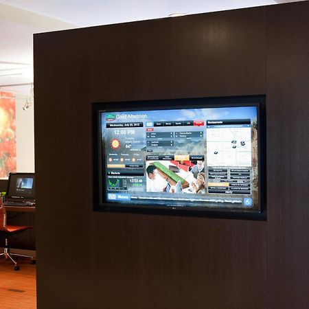 Courtyard By Marriott Bakersfield Hotell Eksteriør bilde
